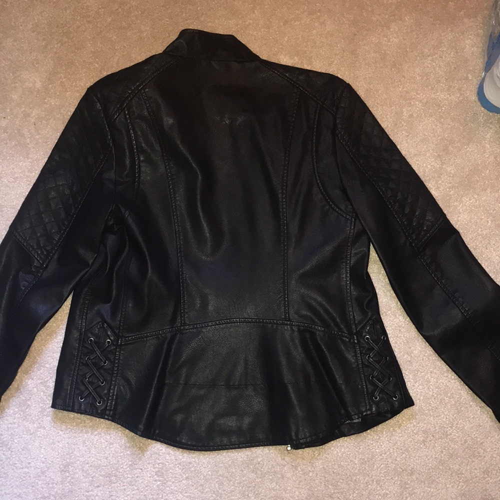 Jacket - Picture 2 of 3